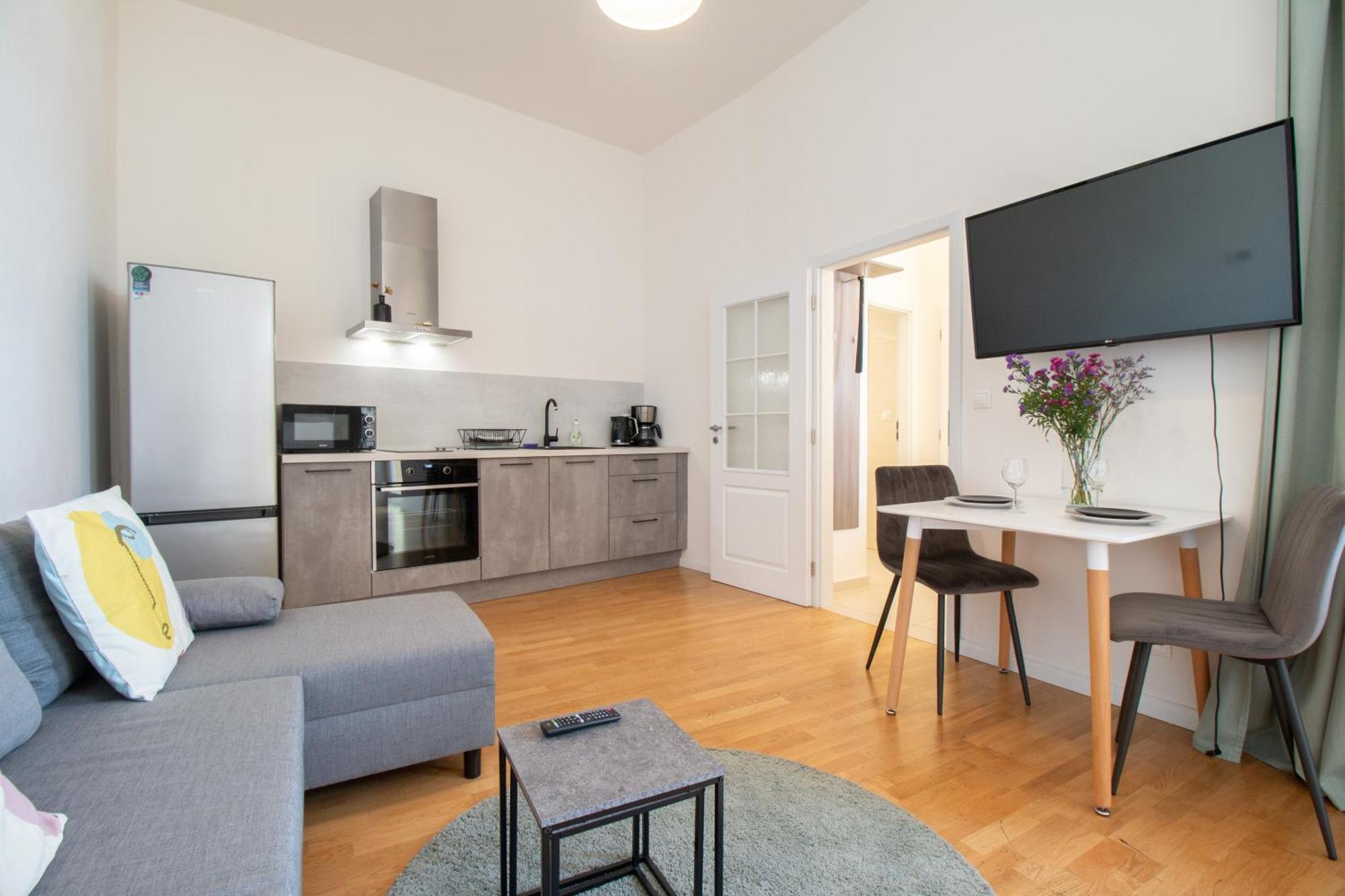 Stay Inn Apartments Stepanska ปราก ภายนอก รูปภาพ