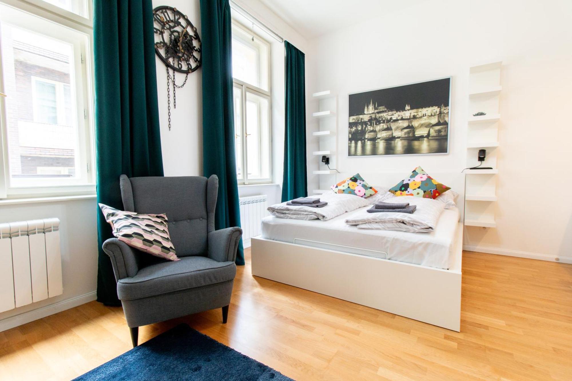Stay Inn Apartments Stepanska ปราก ภายนอก รูปภาพ