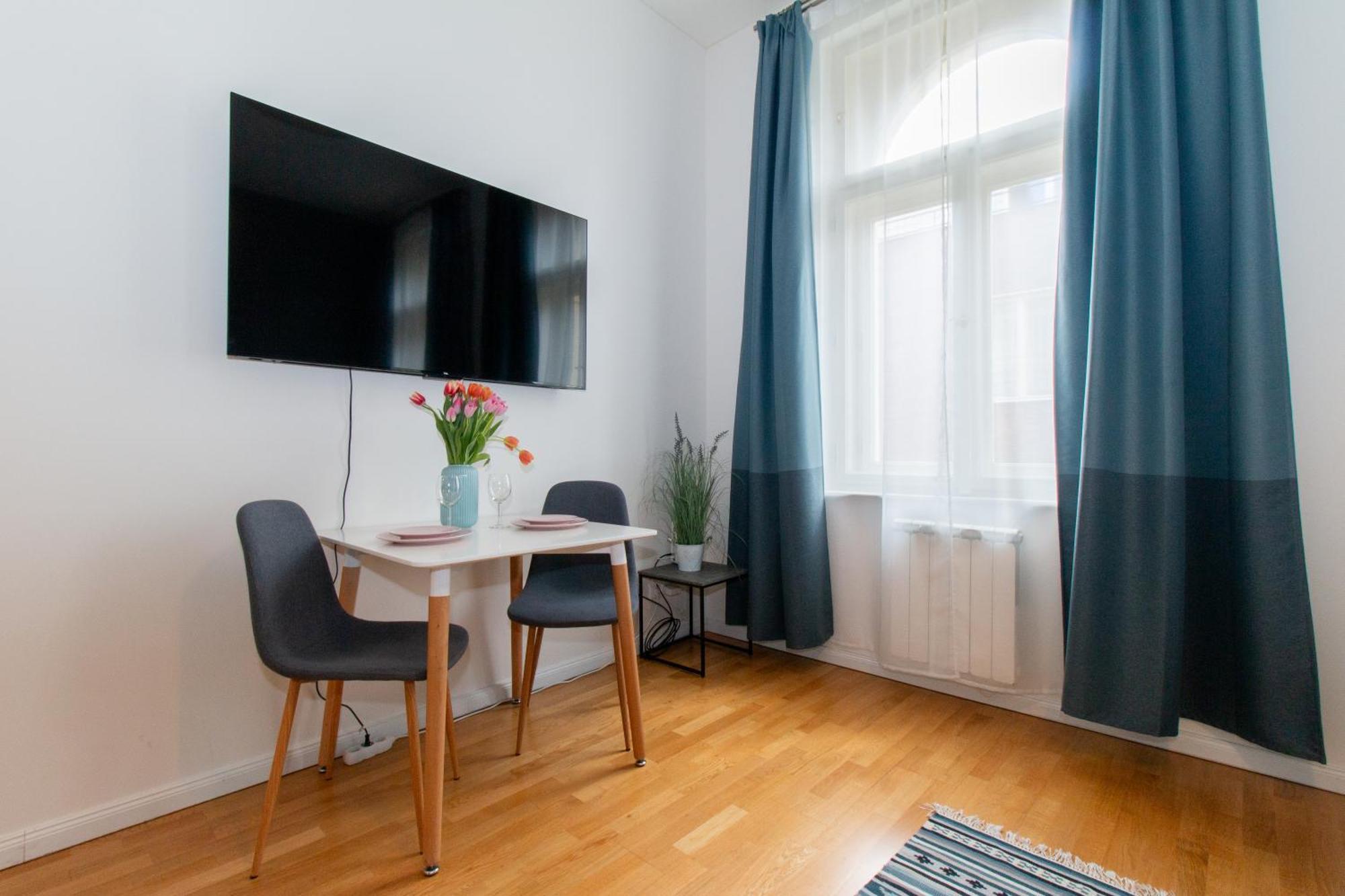 Stay Inn Apartments Stepanska ปราก ภายนอก รูปภาพ